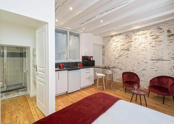 Hypercentre Calme Et Cosy Impasse Saint Julien, 1er Etage *